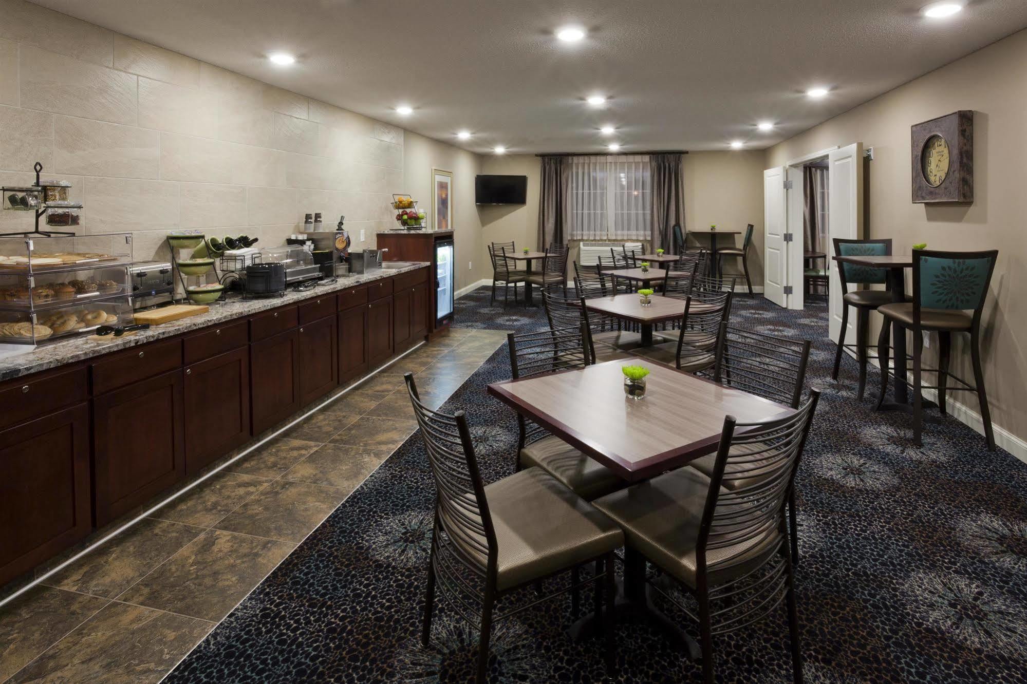 Grandstay Hotel & Suites - Glenwood Exterior photo